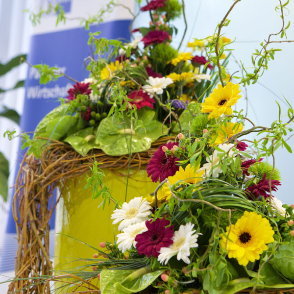 BLUMEN